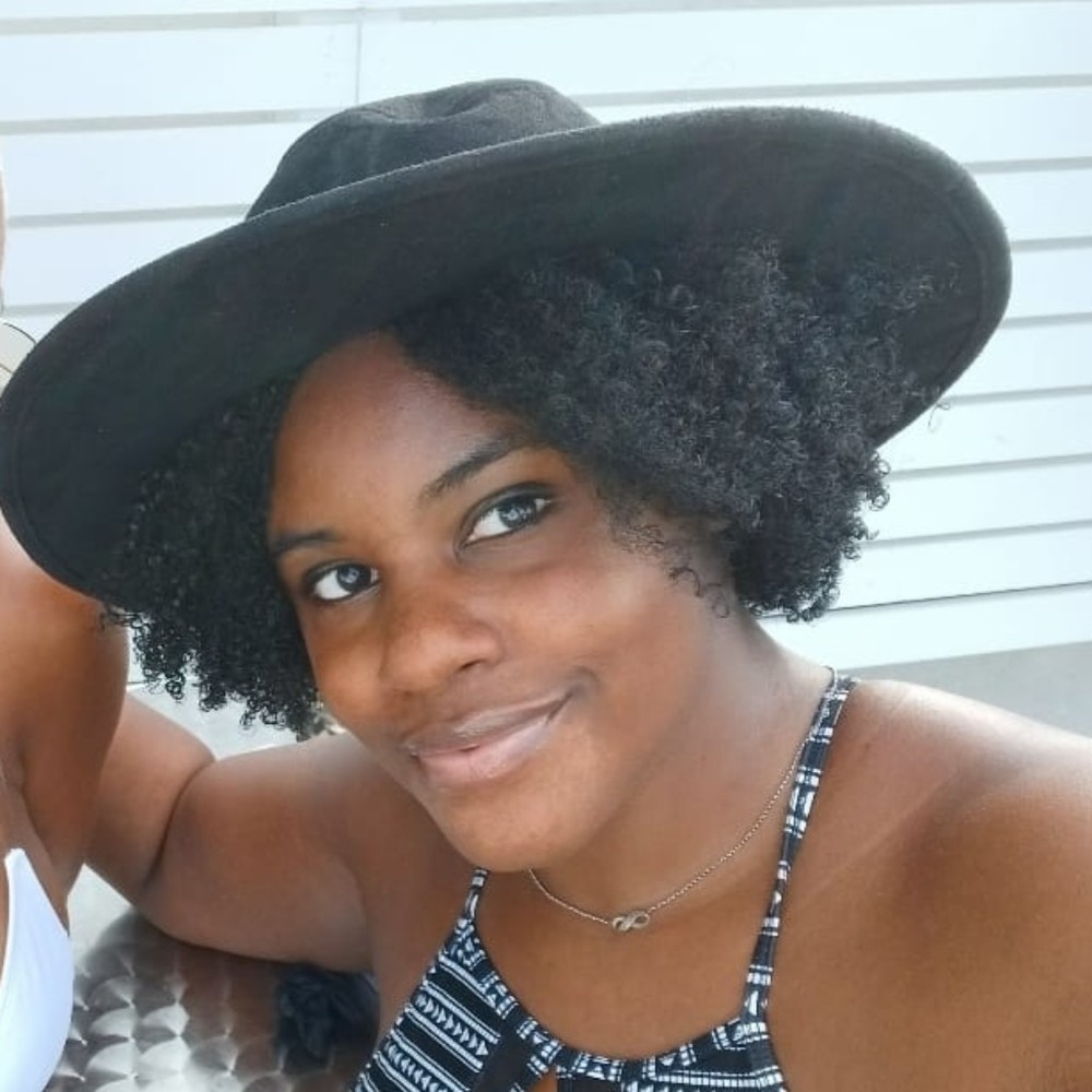 Meet your Posher, Sharell